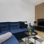 Beaufort Estate By Renters * Gdynia