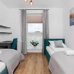Beaufort Estate By Renters Gdynia