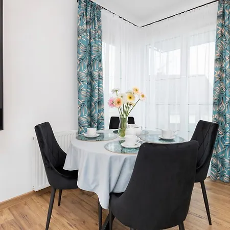 Beaufort Estate By Renters Apartment Gdynia