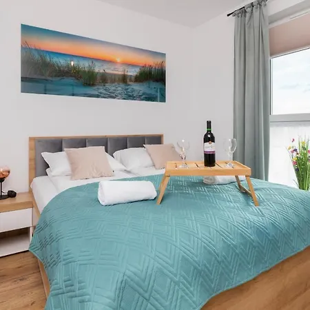 Beaufort Estate By Renters Apartment Gdynia