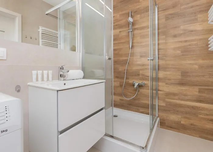 アパート Beaufort Estate By Renters